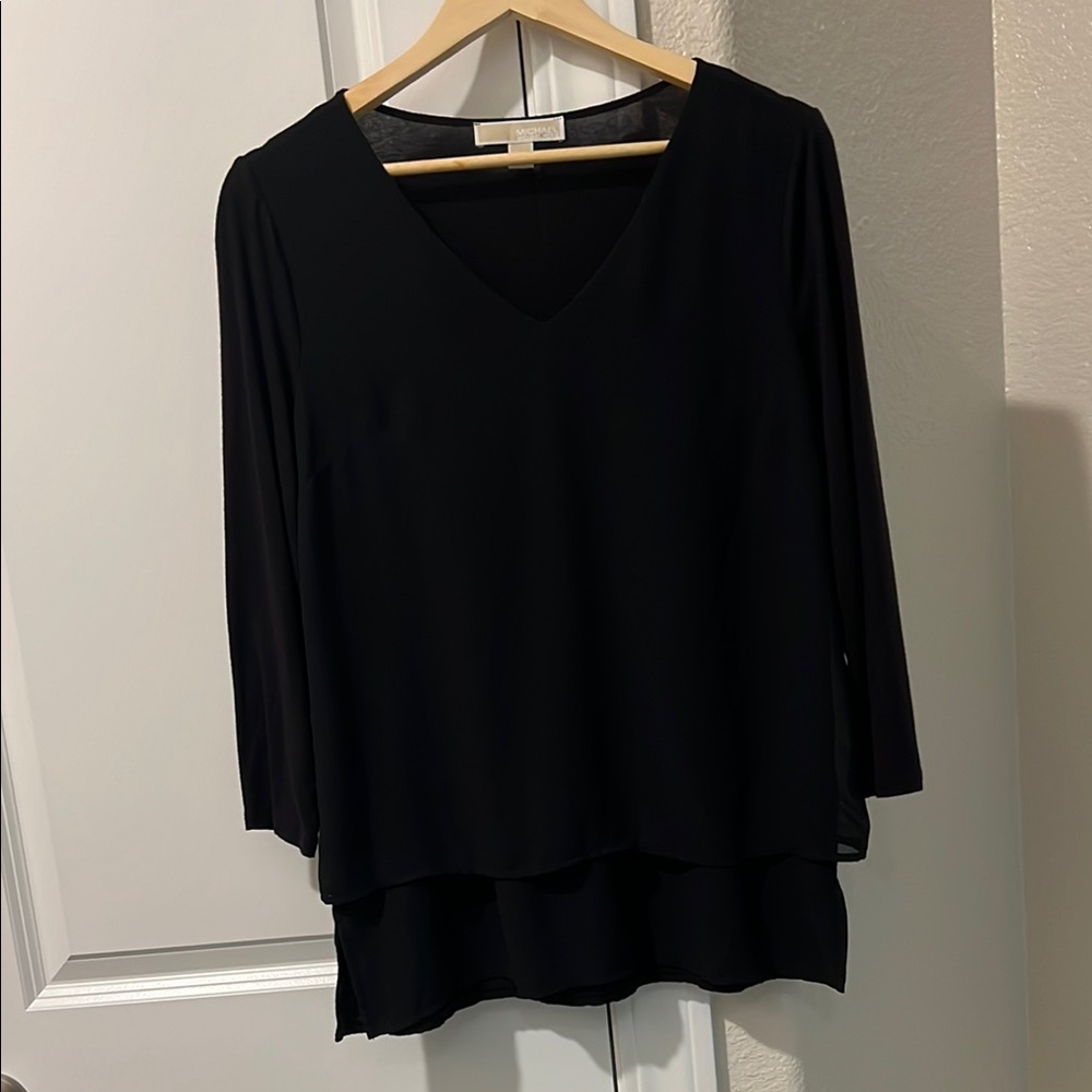 MICHAEL Michael Kors Black Relaxed Tiered Blouse